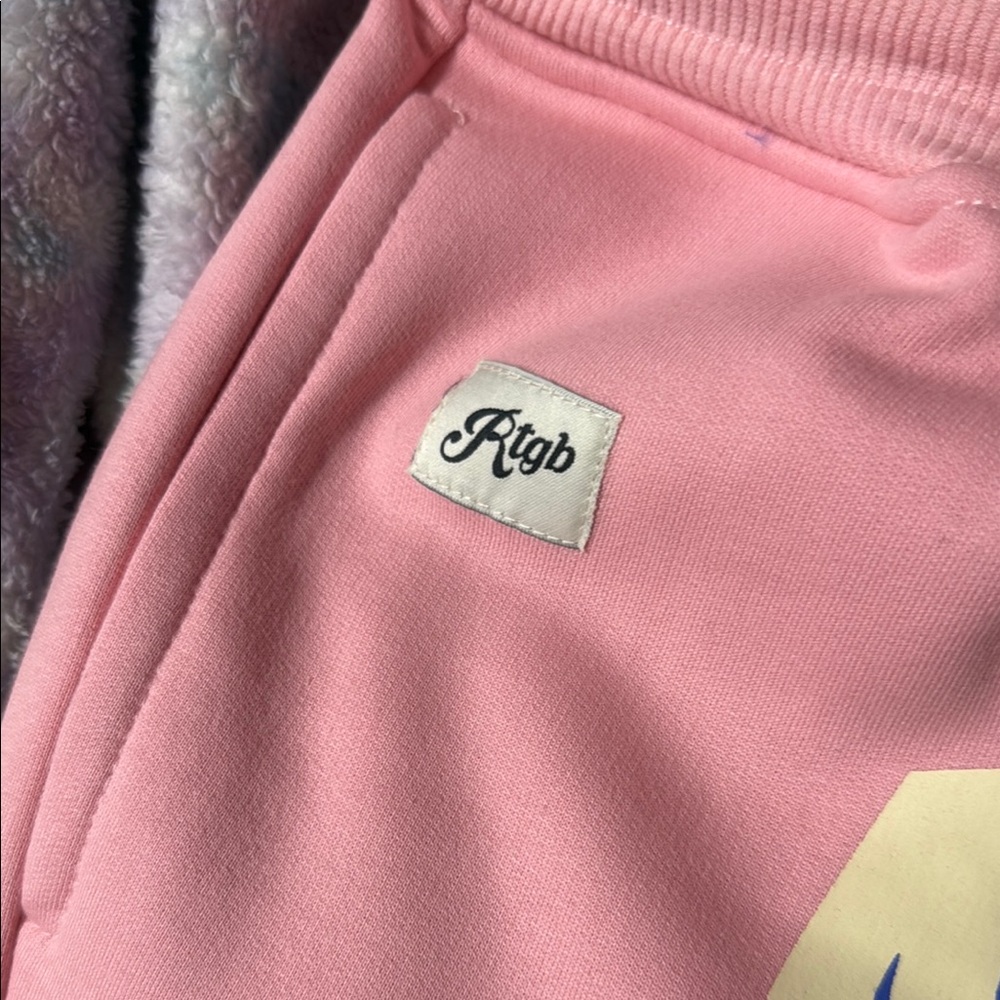 Pink Rtgb Shorts with Dynamic Graphic Design - Picture 4 of 9